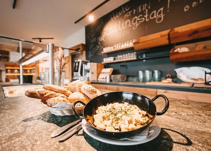 Posers Bergwelt سخلادميخ